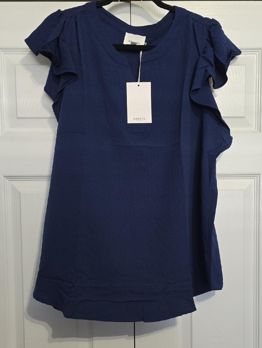 🆕️ Andrée By Unit Navy Ruffle Sleeve Blouse
